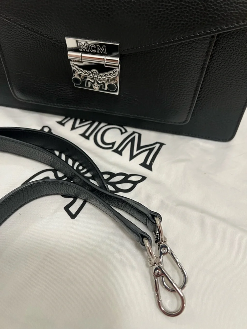 MCM Patricia Pocket Satchel in Black Grained Leather - Picture 3 of 10